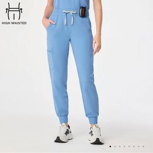 High Waisted Uman Relaxed Jogger Scrub Pants - Figs - Medium